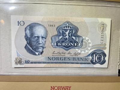 Norway 10 Kroner 1983 Banknote/Currency in Uncirculated Condition by Fleetwood as Pictured.