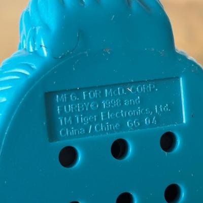 LOT 6: Disney Furby Toys from McDonald’s Happy Meals in 1998-1999.