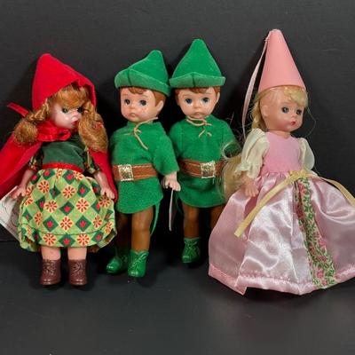 LOT 136: McDonalds Madame Alexander Happy Meal Toys