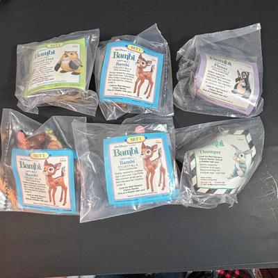 LOT 142: NIP McDonalds Happy Meal Toys: Spy Kids 2, Puss in Boots, Snow White, Bambi & 101 Dalmatians