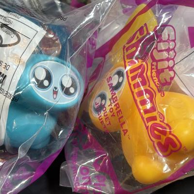 LOT 144: NIP McDonalds Ty Teenie Beanie Babies 1-18, Country Bears (8) & Fijit Friends Shimmies 1-6