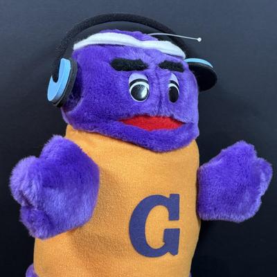 LOT 149: Vintage Early Birdie & Grimace Plush Toys & McDonalds Plastic Dishes (5)