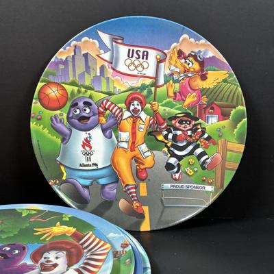 LOT 149: Vintage Early Birdie & Grimace Plush Toys & McDonalds Plastic Dishes (5)