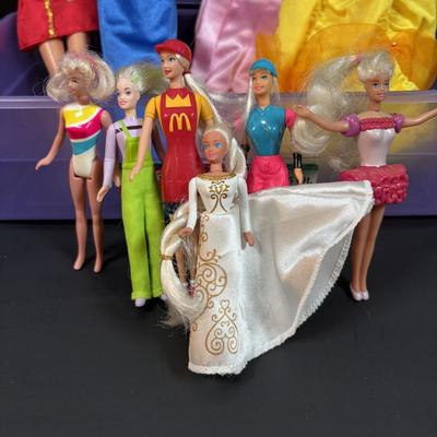 LOT 151: Barbie Collection: Vintage 2000 Mattel Barbie Drive with Me Steering Wheel, 2002 Mattel Barbie Calling Phone, Barbies and More