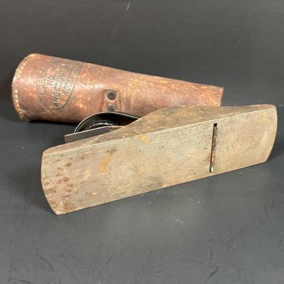 LOT 156: Antique/Vintage Tools: Ford Model-T Open Ended Wrenches, Greenlee Conduit No 735 Knockout Punch Set, Stanley No 110 Plane &...