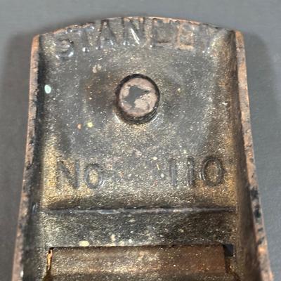 LOT 156: Antique/Vintage Tools: Ford Model-T Open Ended Wrenches, Greenlee Conduit No 735 Knockout Punch Set, Stanley No 110 Plane &...