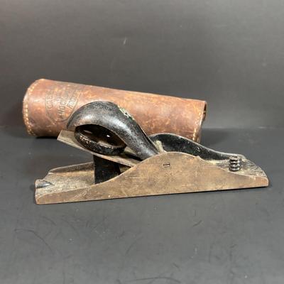 LOT 156: Antique/Vintage Tools: Ford Model-T Open Ended Wrenches, Greenlee Conduit No 735 Knockout Punch Set, Stanley No 110 Plane &...