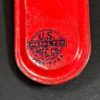 LOT 158: Vintage US Metal Toy Mg. Co, Noise Makers (qty 4), View Master Reels, Clown Toy & More