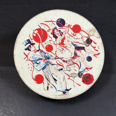 LOT 158: Vintage US Metal Toy Mg. Co, Noise Makers (qty 4), View Master Reels, Clown Toy & More