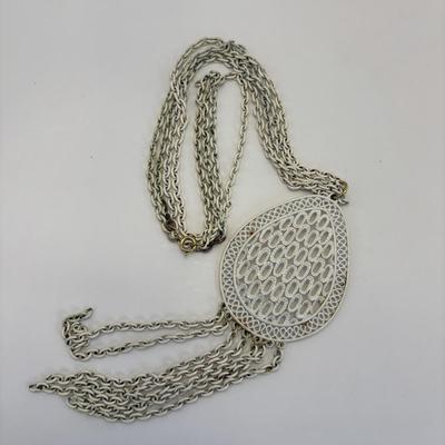 LOT 332: Vintage Pele Collection Necklaces in Olivine & Vintage 70 Mod White Geometric Style Necklaces