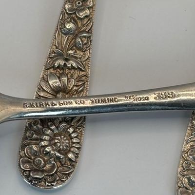 LOT 325: S..Kirk & Sons Co. Repousse Sterling Silver Forks w/Floral Design, 405.08g Tw