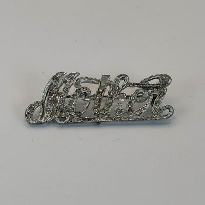 LOT 335: Vintage Rhinestone Brooch Collection along w/Clear Faceted Screw Back Drop Earrings