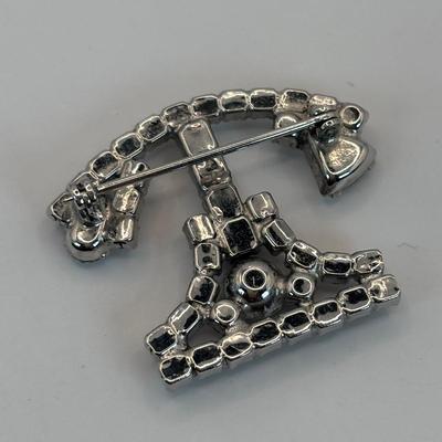 LOT 335: Vintage Rhinestone Brooch Collection along w/Clear Faceted Screw Back Drop Earrings