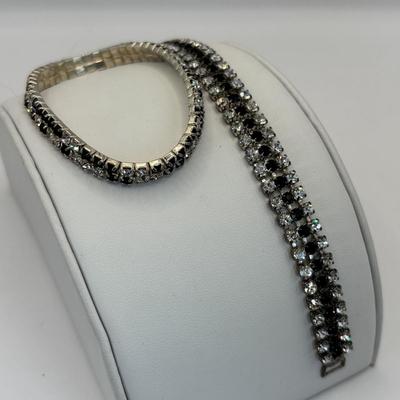 LOT 338: Vintage Silvertone Rhinestone V-Neck Choke Style Necklace & 6.5" Bracelet, Art Deco Style Rhinestone Brooch, Large...