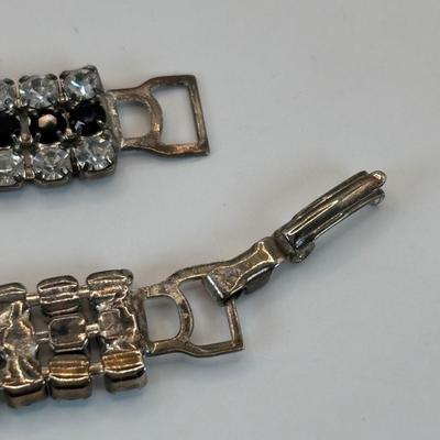 LOT 338: Vintage Silvertone Rhinestone V-Neck Choke Style Necklace & 6.5" Bracelet, Art Deco Style Rhinestone Brooch, Large...