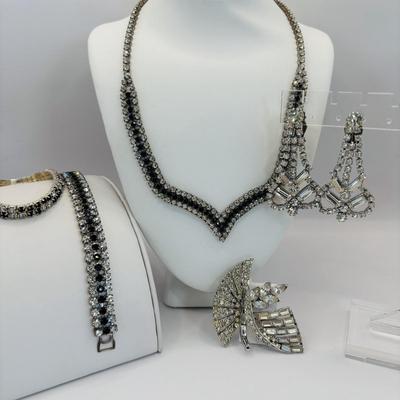 LOT 338: Vintage Silvertone Rhinestone V-Neck Choke Style Necklace & 6.5" Bracelet, Art Deco Style Rhinestone Brooch, Large...