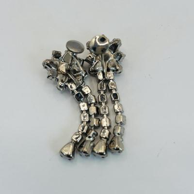LOT 339: Vintage Clip-On or Screw-On Earrings: Richelieu, Lisner, Vendome, Jewelry by Suzanne & More