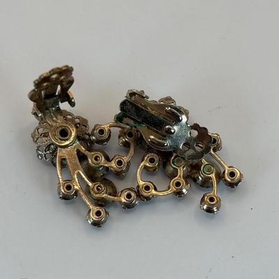 LOT 339: Vintage Clip-On or Screw-On Earrings: Richelieu, Lisner, Vendome, Jewelry by Suzanne & More