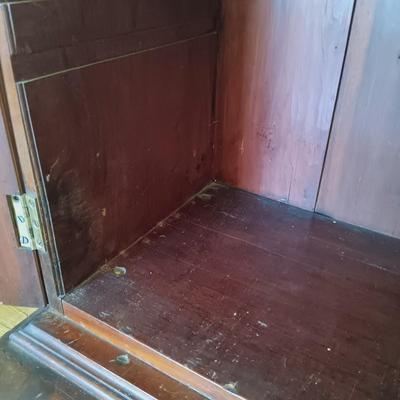 LOT 45L: Antique Wooden Bookcase