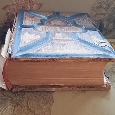 LOT 50L: 19th Century Illustrated Ornate Leather-Bound Bible 1882