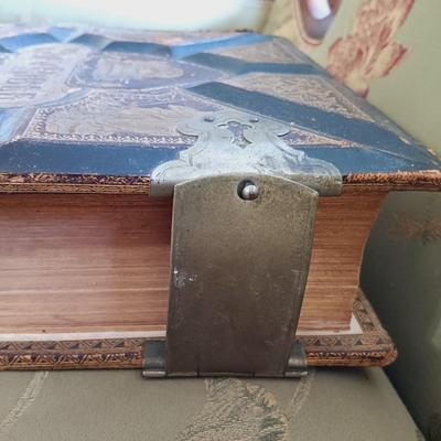 LOT 50L: 19th Century Illustrated Ornate Leather-Bound Bible 1882