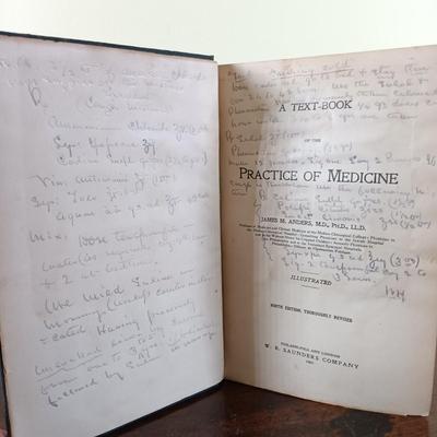 LOT 62L: Parr's Illustrated Medical Dictionary 1819 Vol. I and II w/ Anders' Practice of Medicine 1909