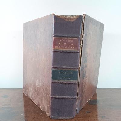 LOT 62L: Parr's Illustrated Medical Dictionary 1819 Vol. I and II w/ Anders' Practice of Medicine 1909