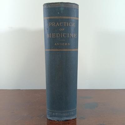 LOT 62L: Parr's Illustrated Medical Dictionary 1819 Vol. I and II w/ Anders' Practice of Medicine 1909