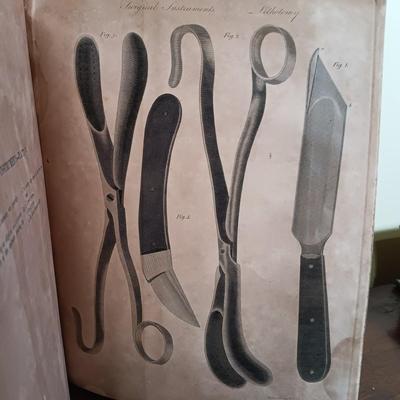LOT 62L: Parr's Illustrated Medical Dictionary 1819 Vol. I and II w/ Anders' Practice of Medicine 1909
