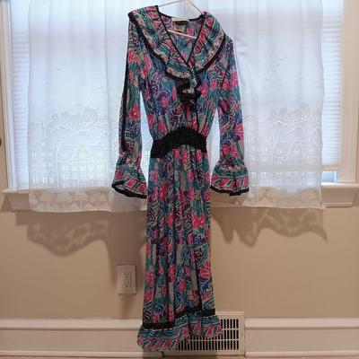 LOT 74X: Diane Freis Vintage 80s Dresses and Blouses