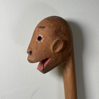LOT 110L: Vintage Hand Carved Folk Art Walking Stick/Cane