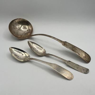 LOT 125K: Coin Silver Serving Pieces - 238 Grams