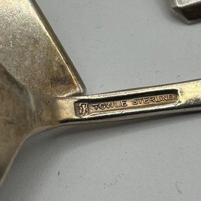 LOT 132K: Sterling Silver Flatware Set - Towle Craftsman Pattern 1932 - 2280 Grams