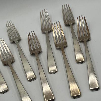 LOT 132K: Sterling Silver Flatware Set - Towle Craftsman Pattern 1932 - 2280 Grams