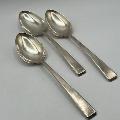 LOT 132K: Sterling Silver Flatware Set - Towle Craftsman Pattern 1932 - 2280 Grams