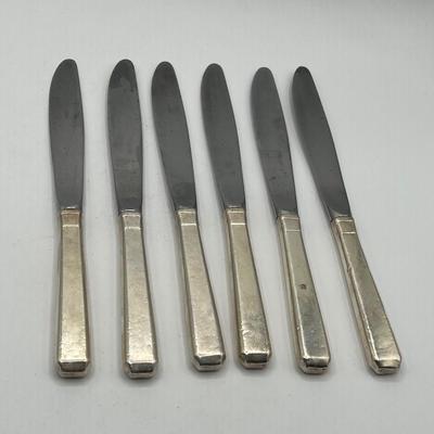 LOT 132K: Sterling Silver Flatware Set - Towle Craftsman Pattern 1932 - 2280 Grams