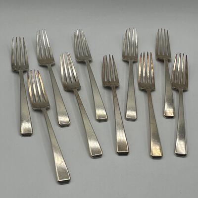 LOT 132K: Sterling Silver Flatware Set - Towle Craftsman Pattern 1932 - 2280 Grams