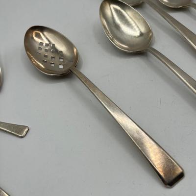 LOT 132K: Sterling Silver Flatware Set - Towle Craftsman Pattern 1932 - 2280 Grams