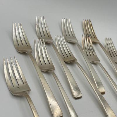 LOT 132K: Sterling Silver Flatware Set - Towle Craftsman Pattern 1932 - 2280 Grams