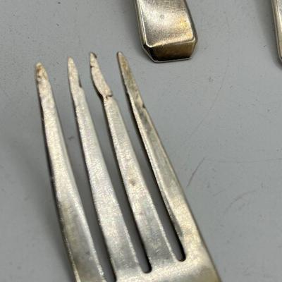 LOT 132K: Sterling Silver Flatware Set - Towle Craftsman Pattern 1932 - 2280 Grams
