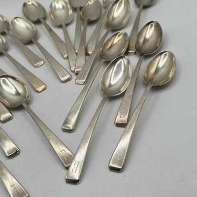 LOT 132K: Sterling Silver Flatware Set - Towle Craftsman Pattern 1932 - 2280 Grams