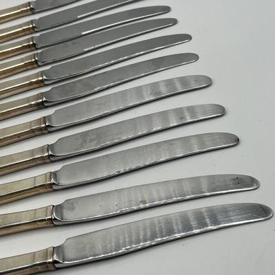 LOT 132K: Sterling Silver Flatware Set - Towle Craftsman Pattern 1932 - 2280 Grams