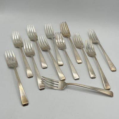 LOT 132K: Sterling Silver Flatware Set - Towle Craftsman Pattern 1932 - 2280 Grams