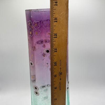 LOT 133K: Vintage Uranium Glass Vase