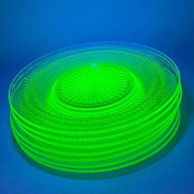 LOT 134K: Vintage Uranium Glass Plates - Anchor Hocking Roulette Green