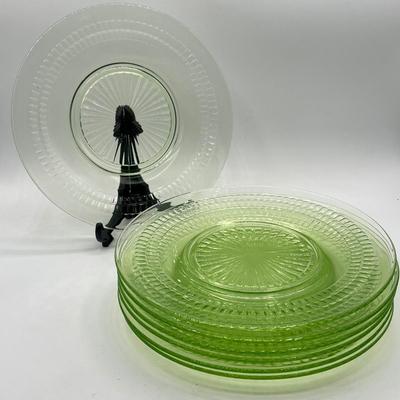 LOT 134K: Vintage Uranium Glass Plates - Anchor Hocking Roulette Green