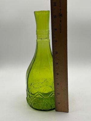 LOT 135K: Vintage Green Art Glass Genie Bottle Decanter