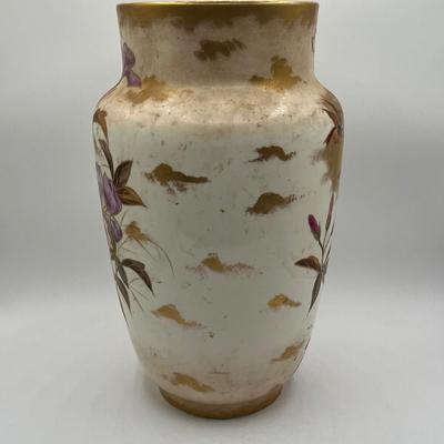 LOT 136K: Antique / Vintage Royal Bonn Hand-Painted Porcelain Vase