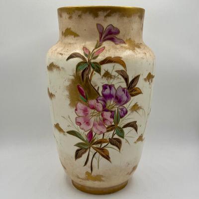 LOT 136K: Antique / Vintage Royal Bonn Hand-Painted Porcelain Vase