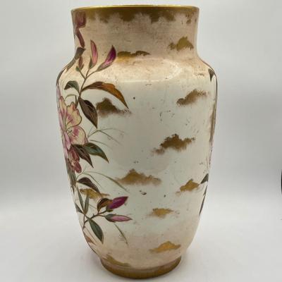 LOT 136K: Antique / Vintage Royal Bonn Hand-Painted Porcelain Vase